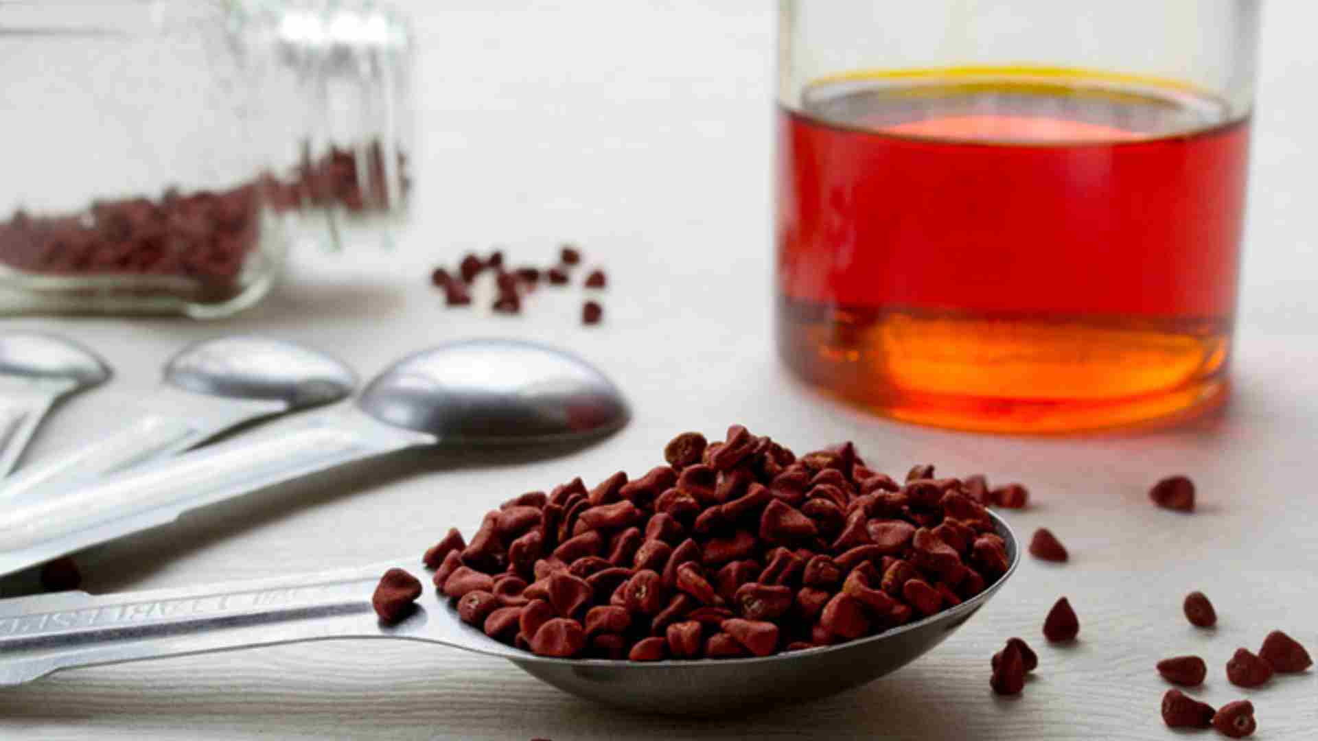 Hạt điều màu không có độc