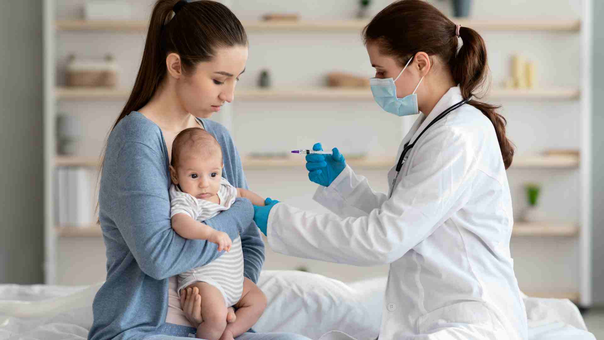 Ăn lá tía tô trước khi tiêm phòng cho con đem lại lợi ích gì?